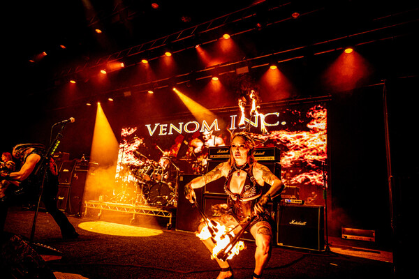 © 2025 Paul Hutchinson 