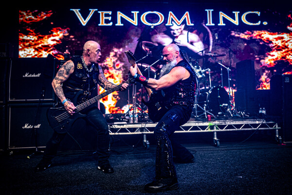 © 2025 Paul Hutchinson 